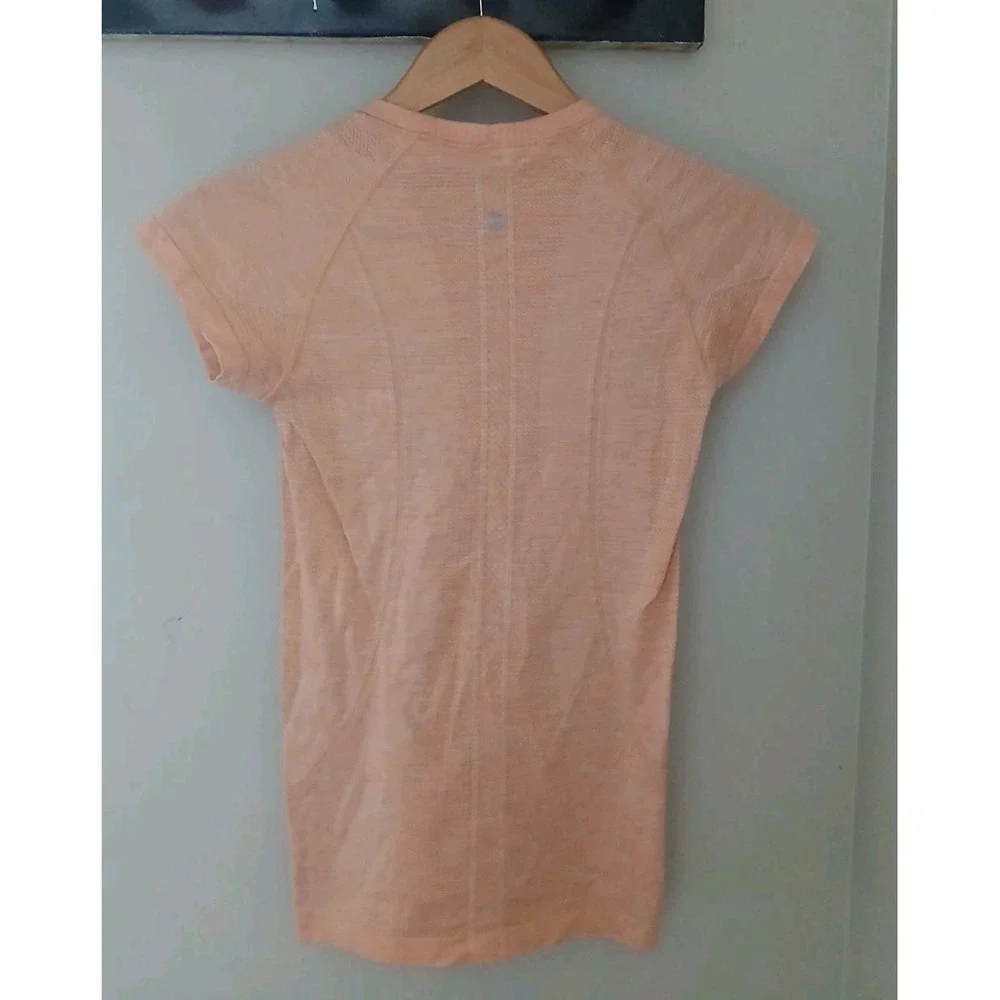 Lululemon Short Sleeve Swiftly Top